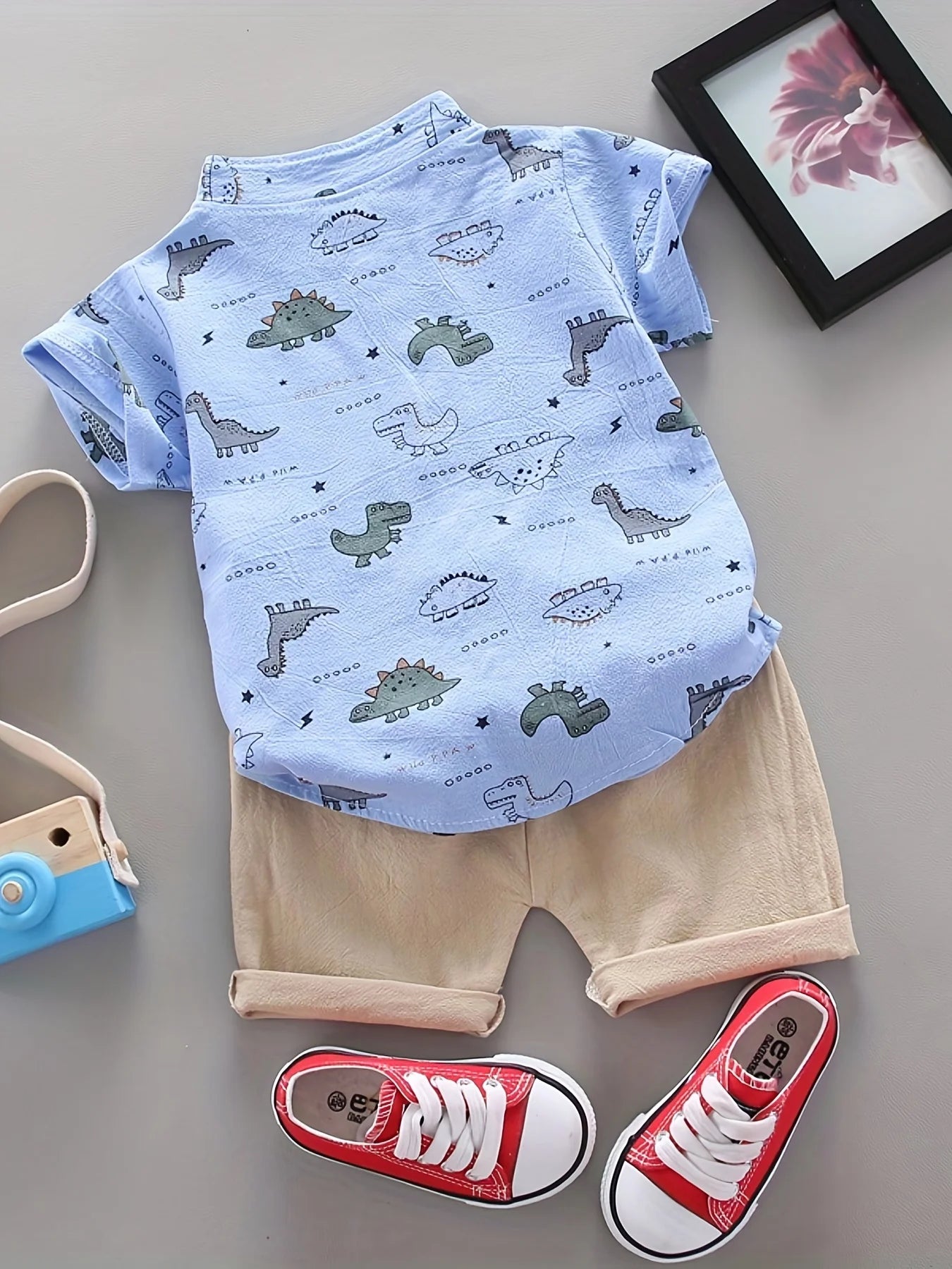 Infant and toddler summer full print dinosaur pattern short sleeved shorts set